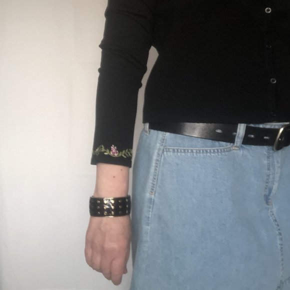 Vintage Black Enamel Gold Dot Metal Hinged Oval Bangle Fashion Jewelry Bracelet - Picture 4 of 9